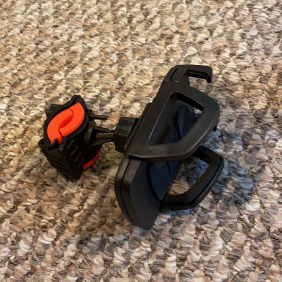 Cell phone holders - Picture 3 of 4